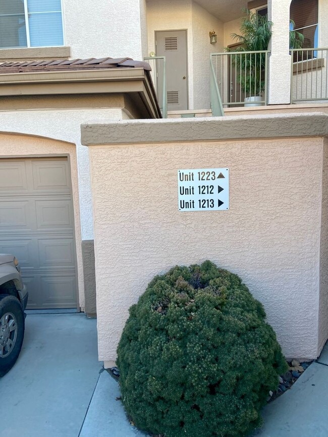 property at 6060 Ingleston Dr