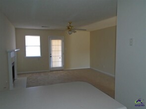 120 Chadwyck Cir in Bonaire, GA - Building Photo - Building Photo