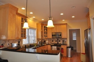24 Buena Vista Dr in Greenwich, CT - Building Photo - Building Photo