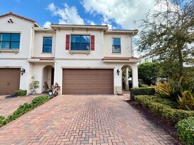 10092 Brickhill Dr in Boca Raton, FL - Building Photo