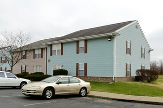 Henderson Station II in Henderson, KY - Foto de edificio - Building Photo