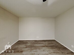 10407 Lupine Canyon in Helotes, TX - Foto de edificio - Building Photo