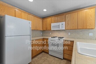 20176 SW Bernice Ln in Beaverton, OR - Building Photo - Building Photo