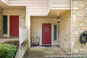 829 W Bitters Rd in San Antonio, TX - Foto de edificio - Building Photo