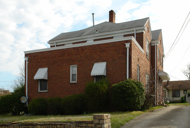 722 Lexington Ave in Burlington, NC - Foto de edificio - Building Photo