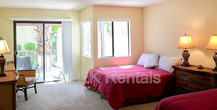 211 Canyon Cir N in Palm Springs, CA - Building Photo - Building Photo