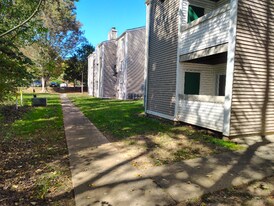 600 Reusens Rd in Lynchburg, VA - Building Photo