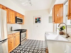 7207 Bay Dr, Unit 15 in Miami Beach, FL - Building Photo - Building Photo