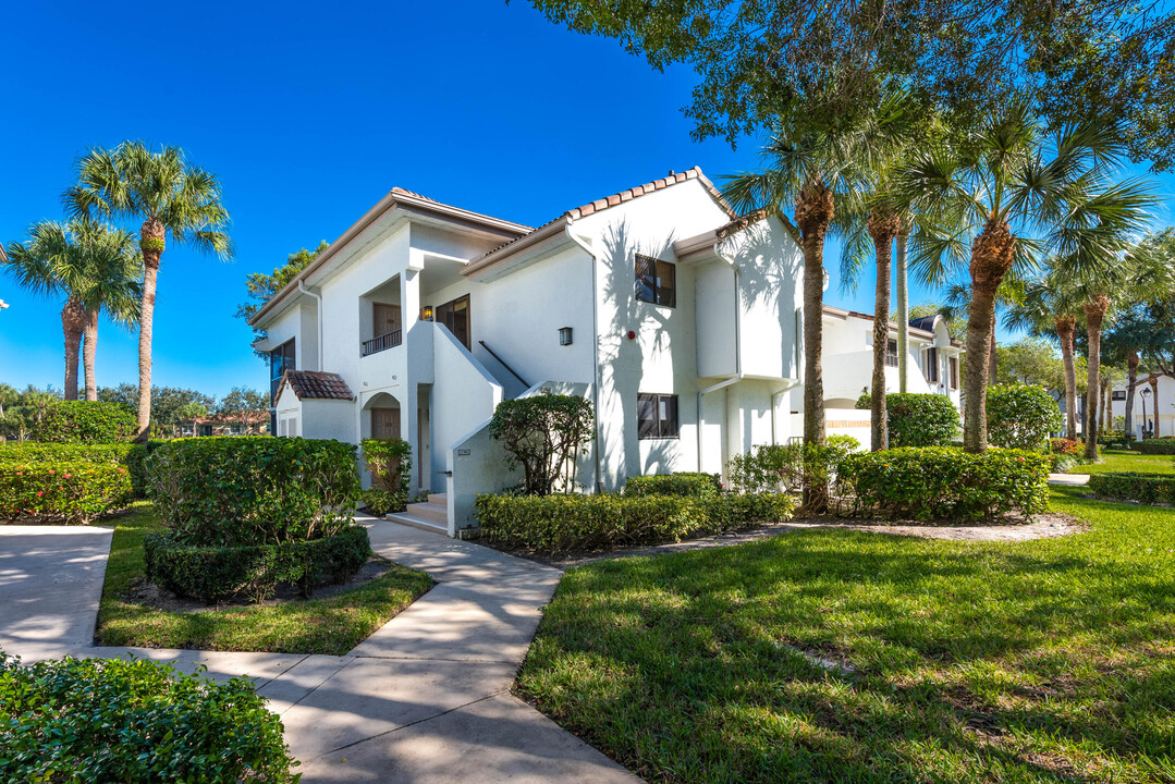 15310-15310 Strathearn Dr in Delray Beach, FL - Building Photo