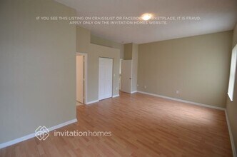 15860 NW 14th Rd in Pembroke Pines, FL - Foto de edificio - Building Photo