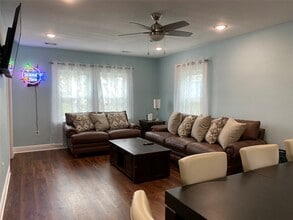 4127 Avenue T 1/2 in Galveston, TX - Building Photo - Building Photo