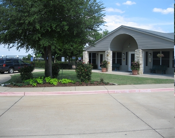 Villas of Marine Creek in Fort Worth, TX - Foto de edificio