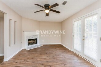 5222 Biffle Rd in Stone Mountain, GA - Building Photo - Building Photo