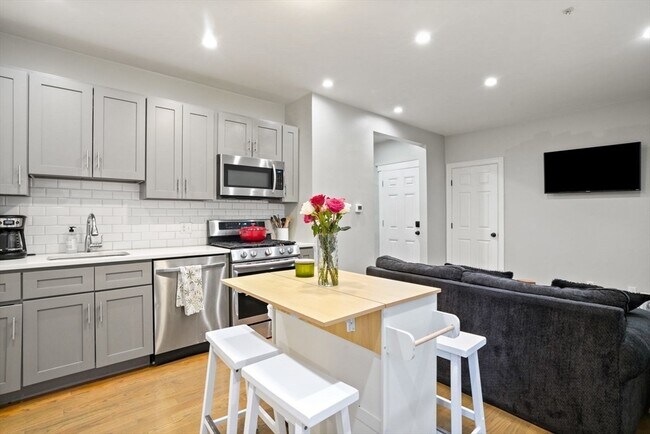 property at 17 Howe St