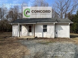 3610 Riverdale Rd in Greensboro, NC - Building Photo