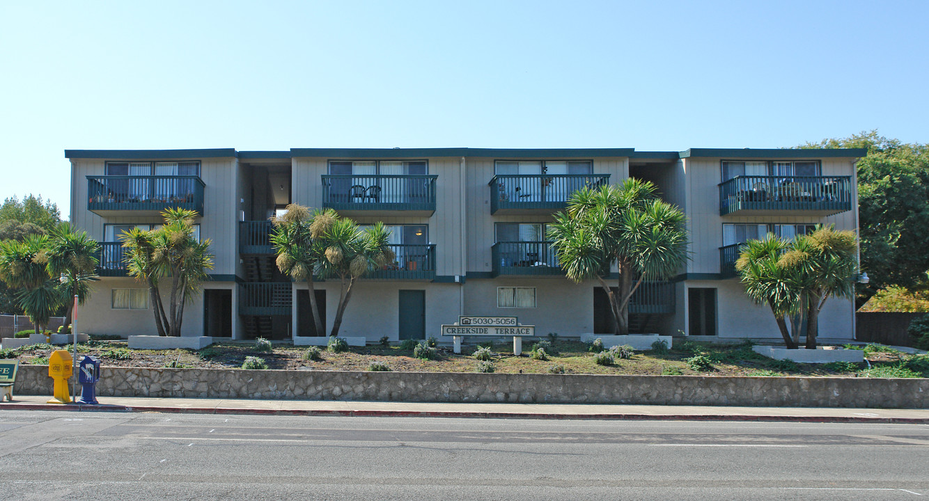 Creekside Terrace Apartments in El Sobrante, CA - Building Photo