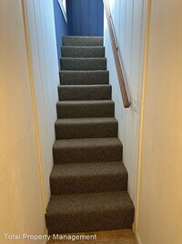 782-1423 Brokaw Ave photo'