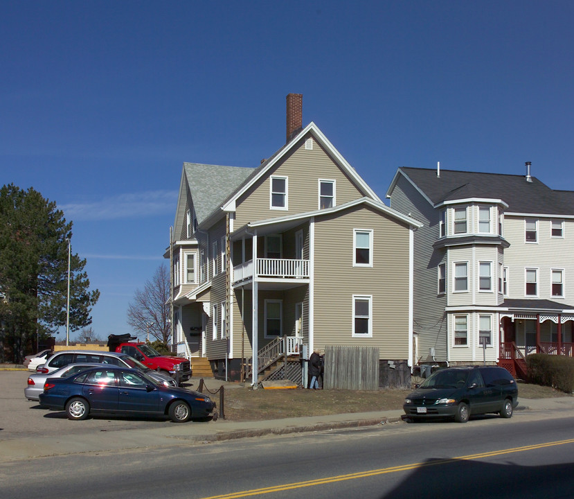 99 Washington St in Taunton, MA - Building Photo