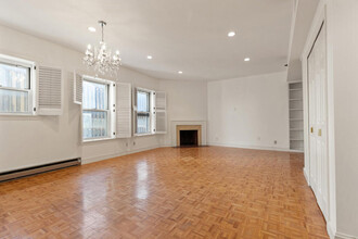 415 Commonwealth Ave, Unit 311 in Boston, MA - Building Photo - Building Photo