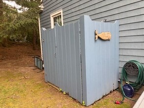 46 Bowden Ave in Barrington, RI - Building Photo - Building Photo