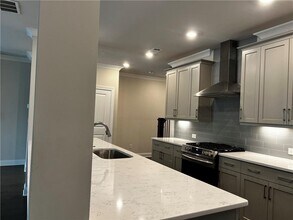 529 Clover Ln in Alpharetta, GA - Building Photo - Building Photo