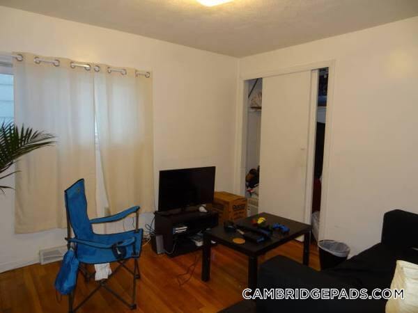 17 Hunting St