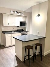 144 Larkin Way in South Burlington, VT - Building Photo - Building Photo