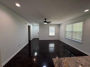 21 Graham Trail in Crawfordville, FL - Building Photo - Building Photo