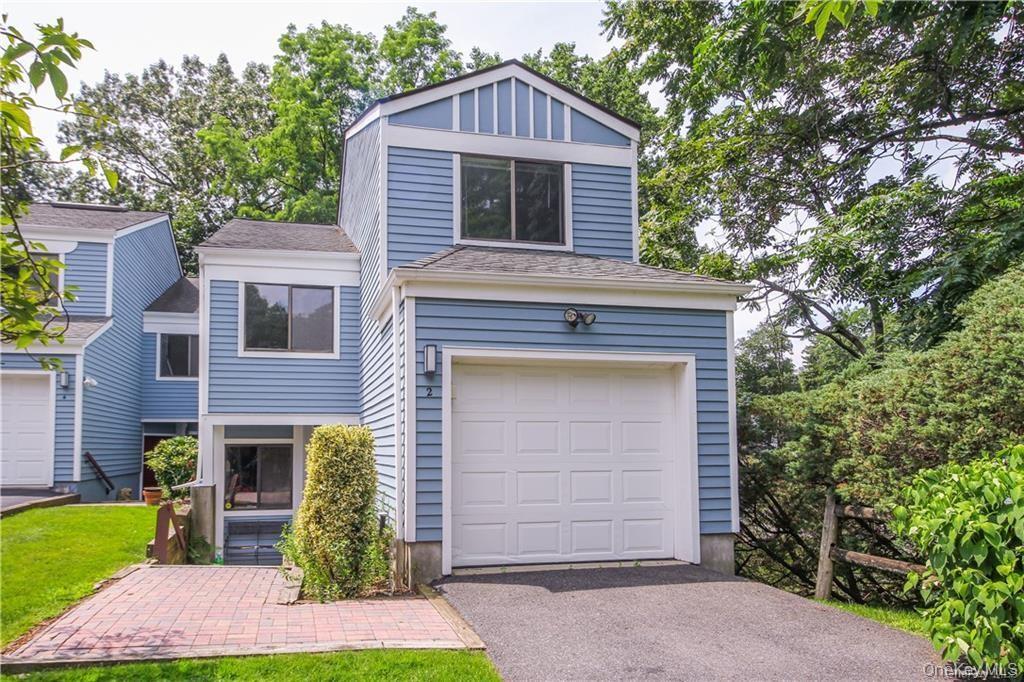 2 Top of the Ridge in Mamaroneck, NY - Building Photo