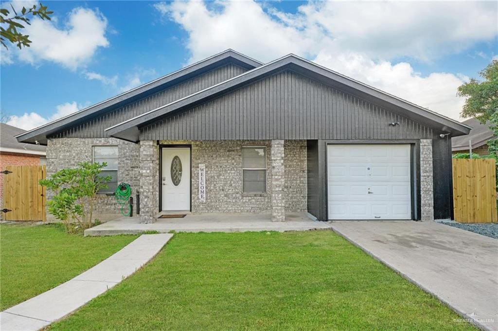 1103 W 26th St in Mission, TX - Building Photo