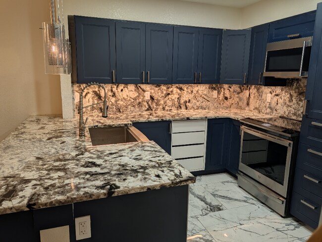 1205 James Ct in Lafayette, CO - Building Photo - Building Photo