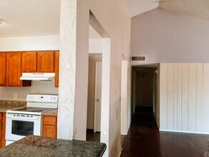 4539 E Wayland Rd in Phoenix, AZ - Building Photo - Building Photo