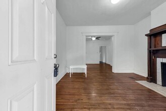 2204-2206-2206 N 4th St in Columbus, OH - Building Photo - Building Photo