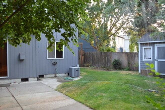 16541 Southwest Daylily Street in Sherwood, OR - Building Photo - Building Photo
