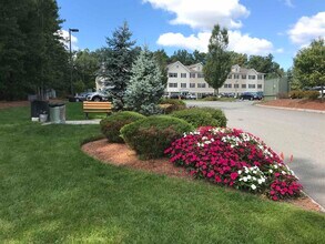 10 Sentinel Court in Manchester, NH - Building Photo - Building Photo