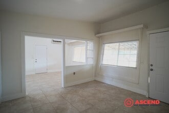 190 Price St in Bakersfield, CA - Building Photo - Building Photo