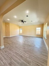 14844 Coaltown Rd in Willis, TX - Building Photo - Building Photo