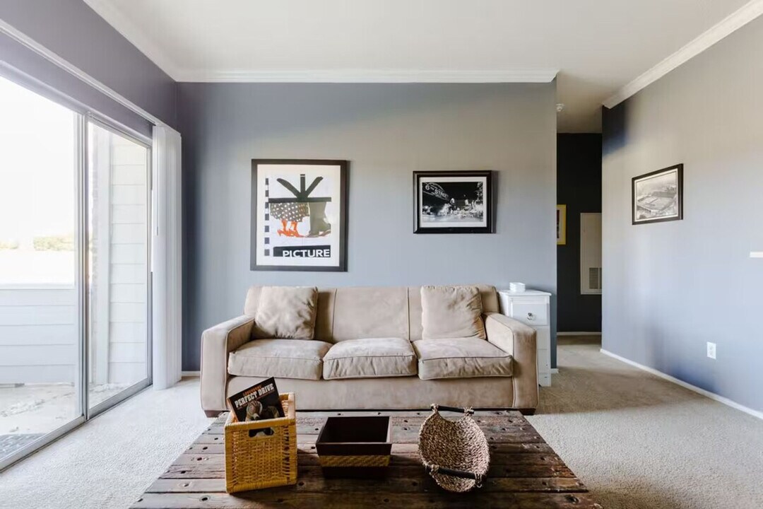 12166 Metric Blvd in Austin, TX - Building Photo