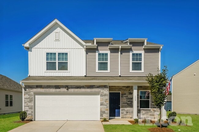 property at 152 Gladstone Loop