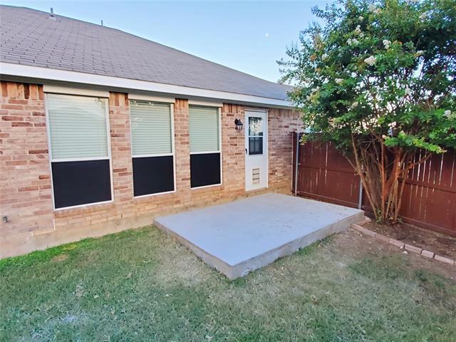 501 Troxell Blvd in Rhome, TX - Building Photo - Building Photo