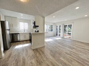 3722 S Canfield Ave, Unit 101 in Los Angeles, CA - Building Photo - Building Photo
