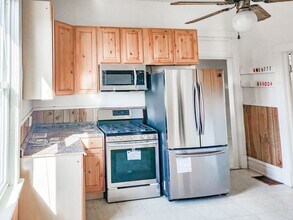 52 W 100 N in Bountiful, UT - Building Photo - Building Photo
