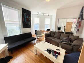 37 Hillside St, Unit 1 in Boston, MA - Building Photo - Building Photo