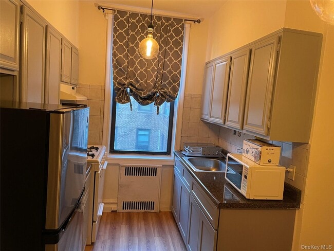 110-21 73rd Rd in Queens, NY - Building Photo - Building Photo