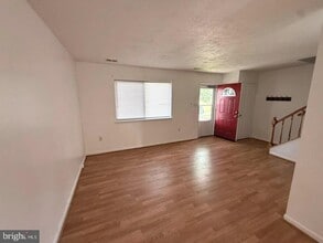 12051 Hallandale Terrace in Bowie, MD - Building Photo - Building Photo