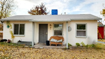 308 Stewart Dr, Unit 1 bd/1 ba apt by EPCC VV Apartments