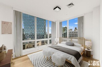 535 Clinton Ave in Brooklyn, NY - Building Photo - Building Photo