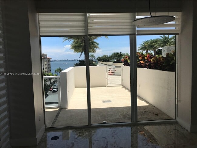 property at 600 NE 27th St