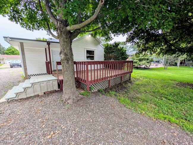 property at 707 10th Ave