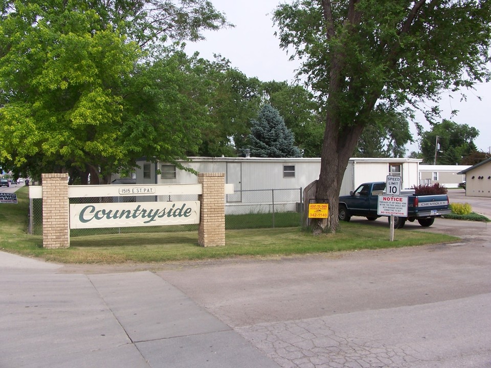 Countryside Mobile Home Estates in Rapid City, SD - Foto de edificio